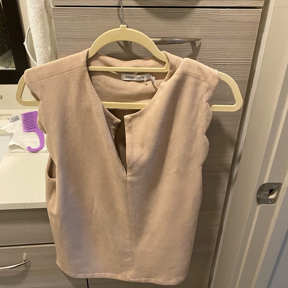 Scalloped sleeveless suede top